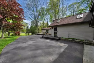1361 Main St, Lakemore, OH 44250 - Photo 31