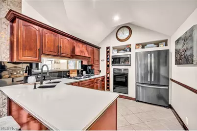 1361 Main Street, Lakemore, OH 44250 - Photo 9
