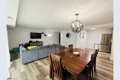 9731 Sunrise Boulevard #M31, North Royalton, OH 44133 - Photo 5