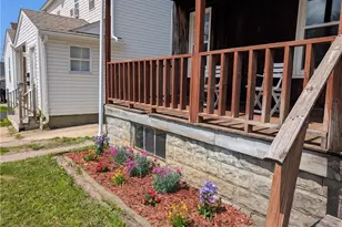 909 E 16th St, Ashtabula, OH 44004 - Photo 3