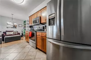 22586 Lenox Dr, Fairview Park, OH 44126 - Photo 15