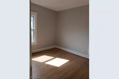 15409 Parkgrove Avenue, Loveland, OH 44110 - Photo 9