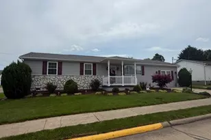 601 McKenna Dr, Williamstown, WV 26187 - Photo 3