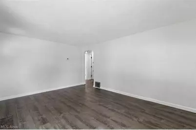1514 37th Street NW, Canton, OH 44709 - Photo 3