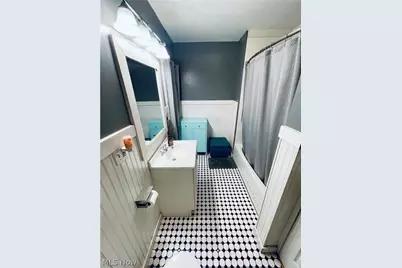 2318 W 19th Street, Loveland, OH 44113 - Photo 5