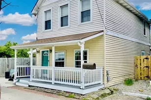 2318 W 19th St, Loveland, OH 44113 - Photo 1