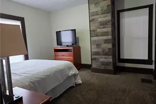 825 Beatty Ave, Cambridge, OH 43725 - Photo 9