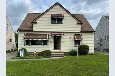19313 Longview Avenue, Maple Heights, OH 44137 - Photo 1