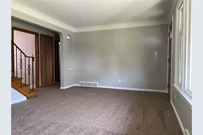 19313 Longview Avenue, Maple Heights, OH 44137 - Photo 5