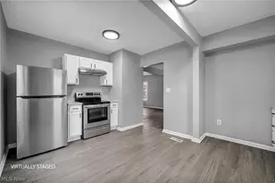 2153 W 106th St, Loveland, OH 44102 - Photo 11