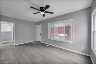 2153 W 106th St, Loveland, OH 44102 - Photo 9