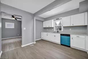 2153 W 106th St, Loveland, OH 44102 - Photo 13