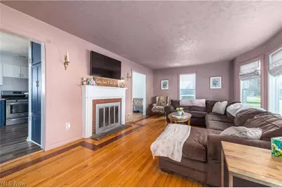 159 Inwood Boulevard, Avon Lake, OH 44012 - Photo 5