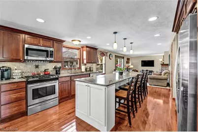14194 Pine Lakes Drive, Strongsville, OH 44136 - Photo 3