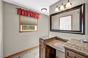 14194 Pine Lakes Dr, Strongsville, OH 44136 - Photo 21