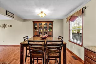 14194 Pine Lakes Dr, Strongsville, OH 44136 - Photo 5