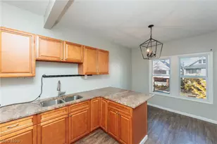 2035 Chesterland Ave, Oakwood, OH 44107 - Photo 23