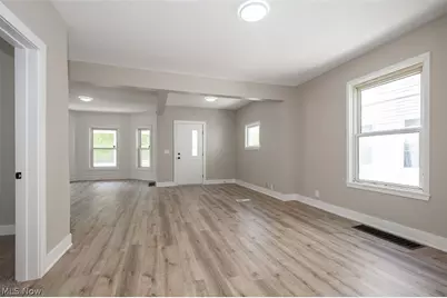 1521 Newman Avenue, Oakwood, OH 44107 - Photo 5