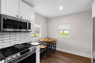 1405 S Medina Line Rd, Wadsworth, OH 44281 - Photo 9