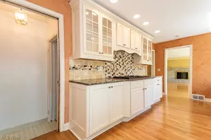 29426 Gates Mills Blvd, Pepper Pike, OH 44124 - Photo 11
