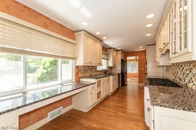 29426 Gates Mills Boulevard, Pepper Pike, OH 44124 - Photo 9