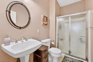 9336 W Hampton Dr, North Royalton, OH 44133 - Photo 23