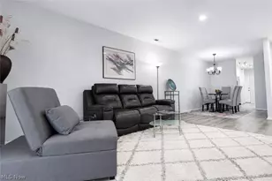 16575 Wren Rd, Chagrin Falls, OH 44023 - Photo 11