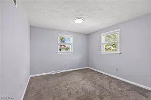 3005 46th St SW, Canton, OH 44706 - Photo 13