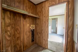 14000 Lincoln St SE, Minerva, OH 44657 - Photo 9