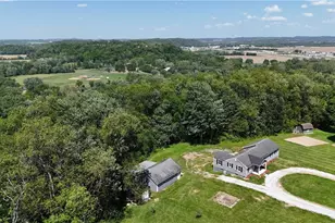 700 Swayne St, Coshocton, OH 43812 - Photo 3