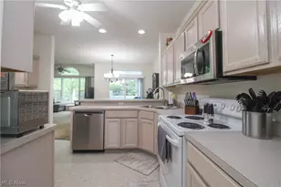 276 Wilcox Rd, Austintown, OH 44515 - Photo 11