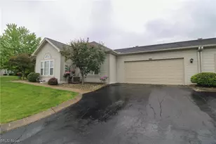 276 Wilcox Rd, Austintown, OH 44515 - Photo 3