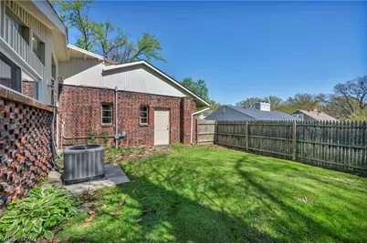 900 Magnolia Avenue, Cuyahoga Falls, OH 44221 - Photo 35