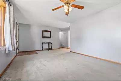 334 Providence Avenue SE, New Philadelphia, OH 44663 - Photo 13