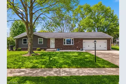 334 Providence Avenue SE, New Philadelphia, OH 44663 - Photo 1
