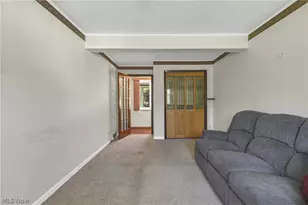 8089 Wesley Dr, Strongsville, OH 44136 - Photo 17