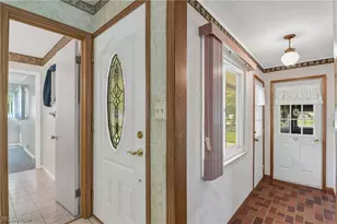 8089 Wesley Dr, Strongsville, OH 44136 - Photo 15