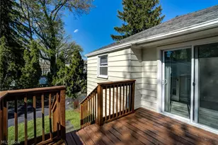 1548 Biltmore Rd, Lyndhurst, OH 44124 - Photo 9