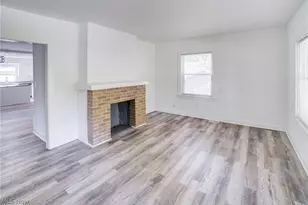 1548 Biltmore Rd, Lyndhurst, OH 44124 - Photo 15