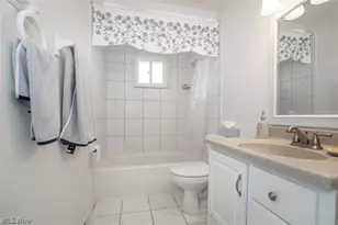 6924 Day Dr, Parma, OH 44129 - Photo 5