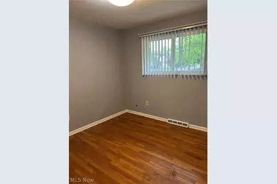 6924 Day Drive, Parma, OH 44129 - Photo 7
