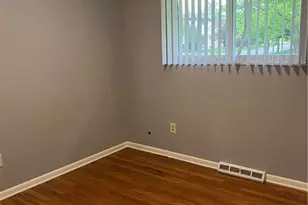 6924 Day Dr, Parma, OH 44129 - Photo 7