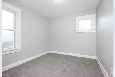 7610 Dearborn Avenue, Loveland, OH 44102 - Photo 23
