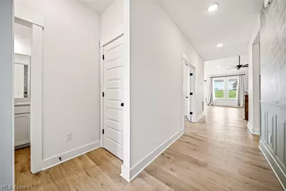5380 Hawks Nest Circle, Sheffield Village, OH 44054 - Photo 15