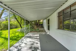 5581 Saxon Dr, Garfield Heights, OH 44125 - Photo 21