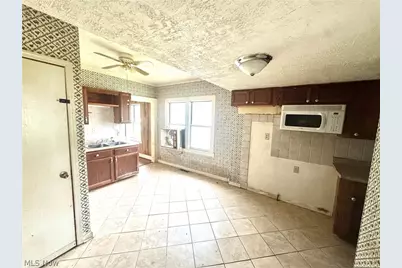 4300 7th Avenue, Vienna, WV 26105 - Photo 3