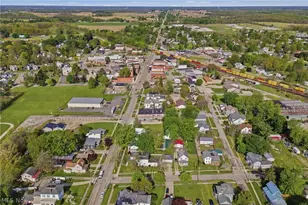 127 E Main St, New London, OH 44851 - Photo 41
