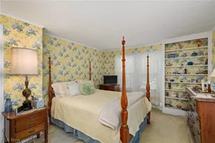 127 E Main St, New London, OH 44851 - Photo 21