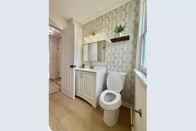 18213 Puritas Avenue, Loveland, OH 44135 - Photo 5