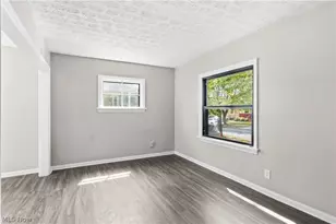 12904 Brookfield Ave, Loveland, OH 44135 - Photo 5